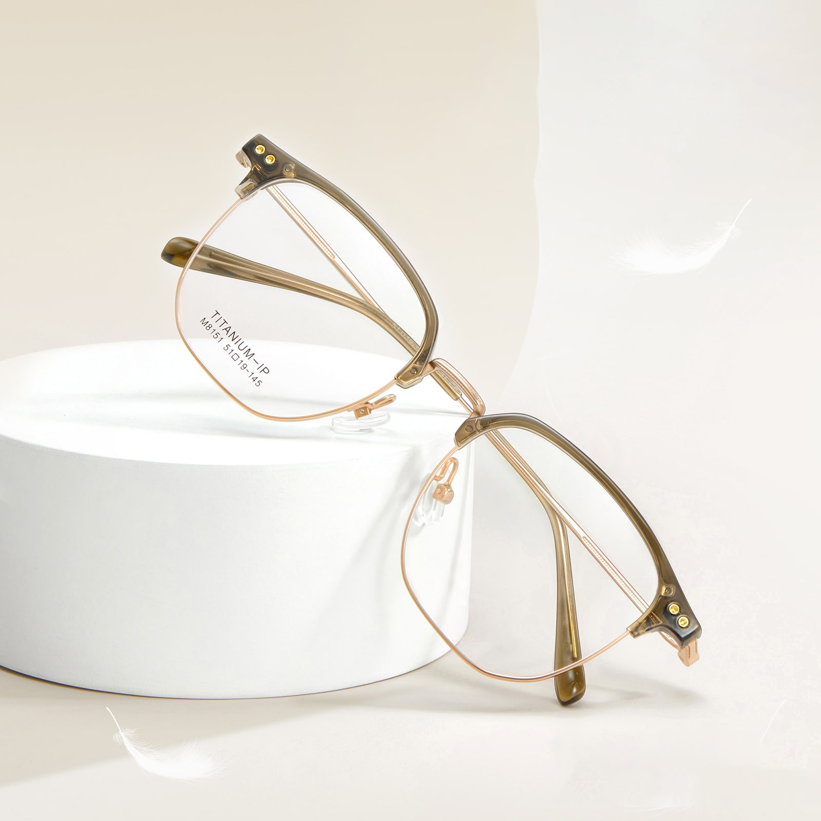 M8151 Square Circle Letvægts β Titanium briller