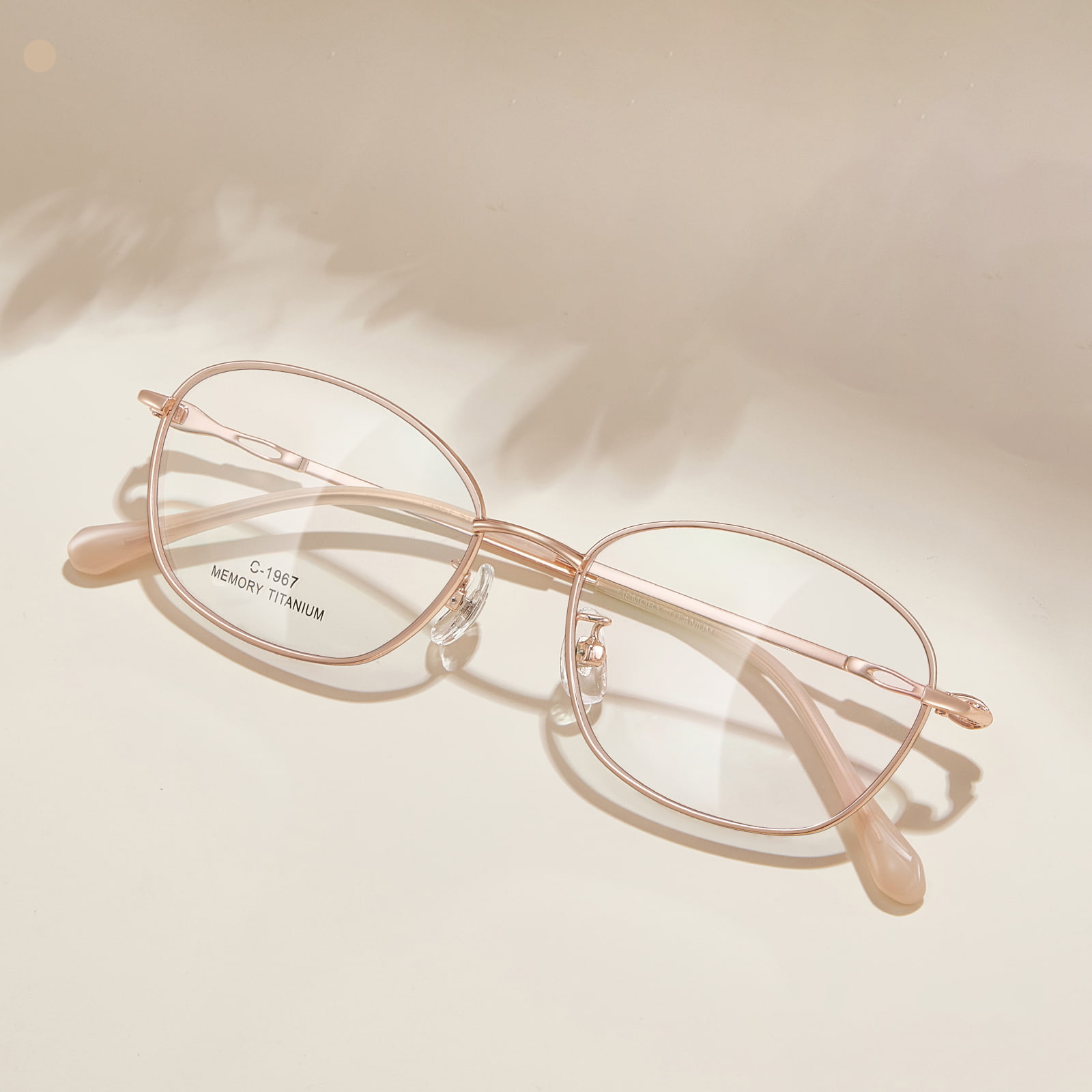 1967 Daily Bow Design Alloy Briller