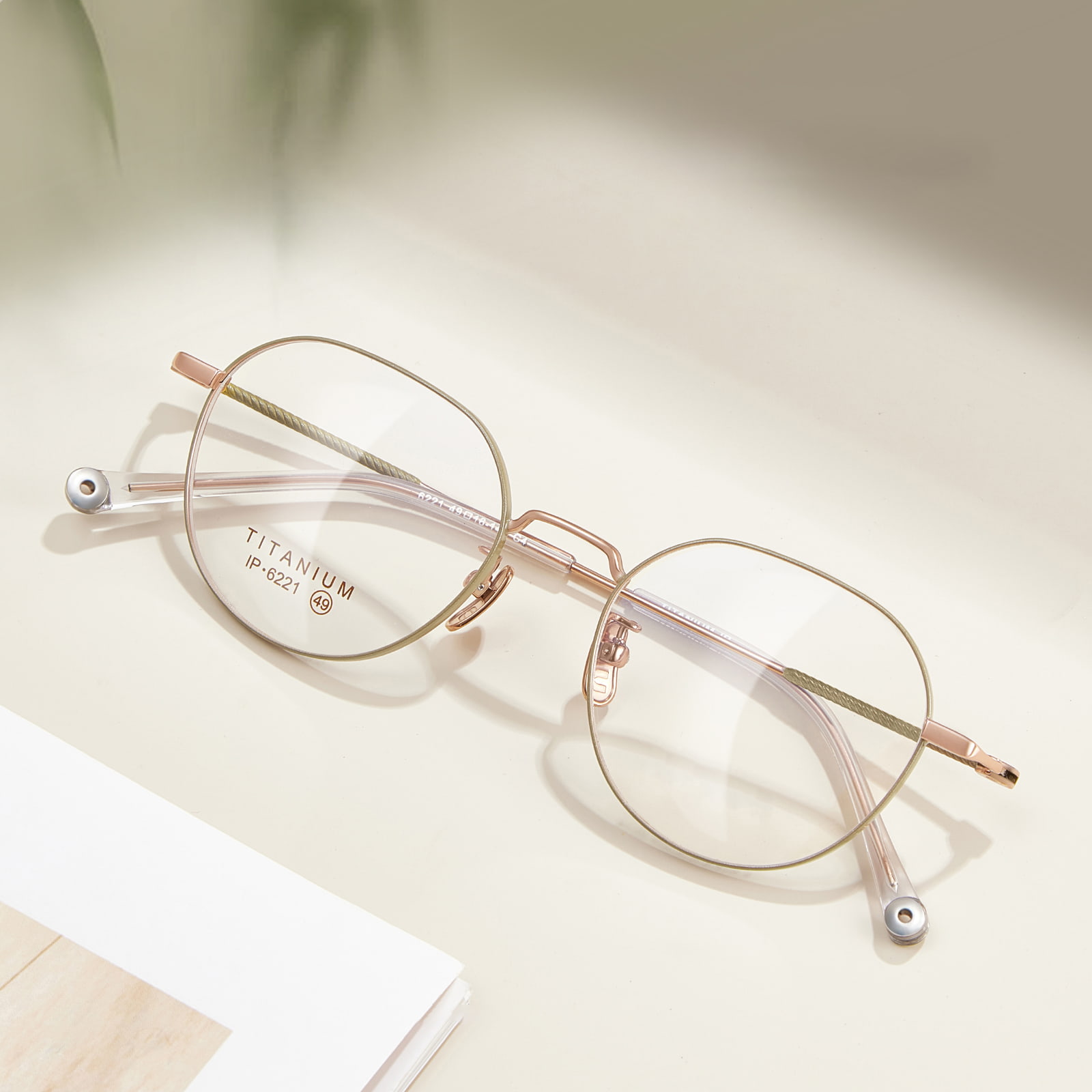 6221 blide og kompakte ikke-oxiderede rene titanbrille