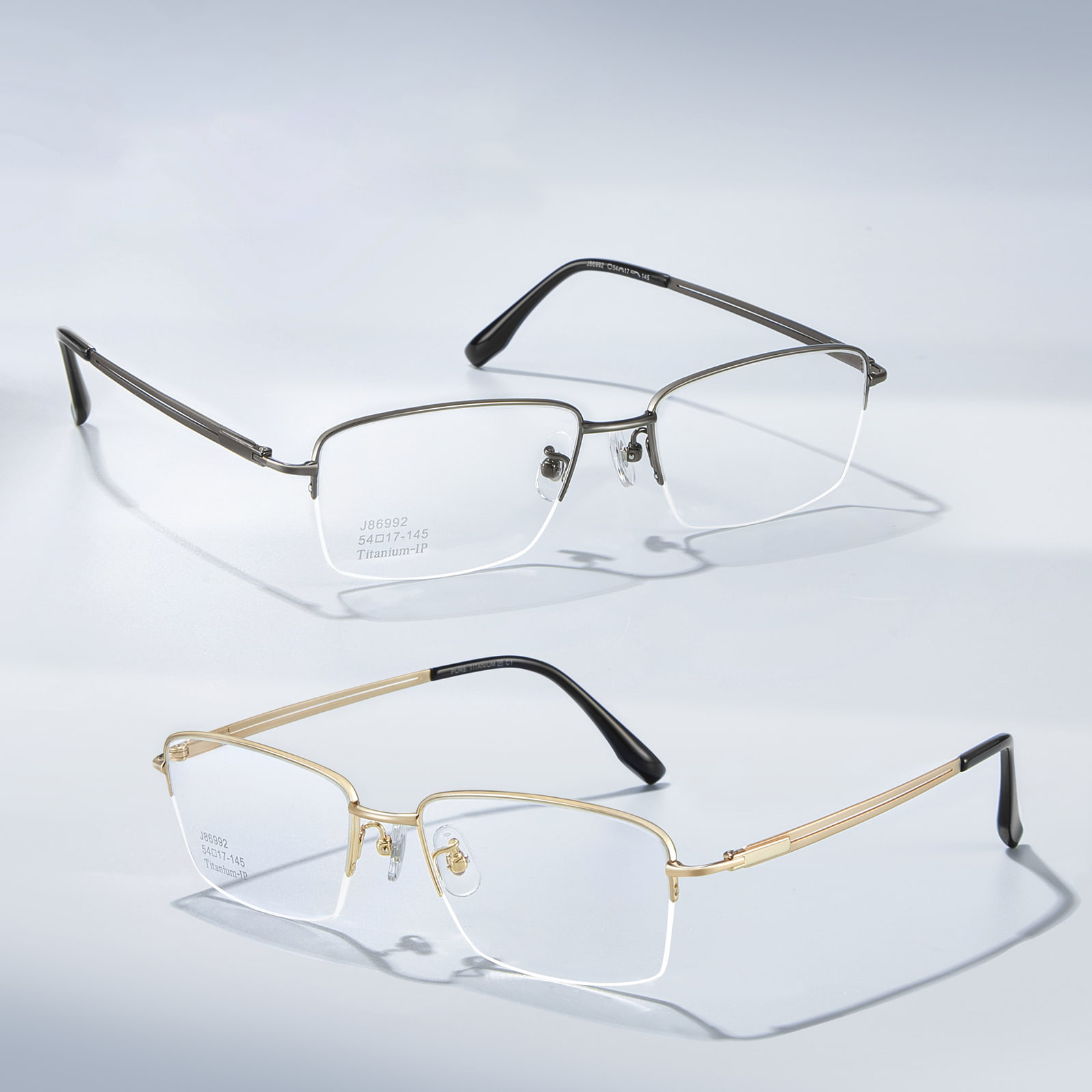 86992 Flerfarvede ikke-ørepressende rene titanbrille