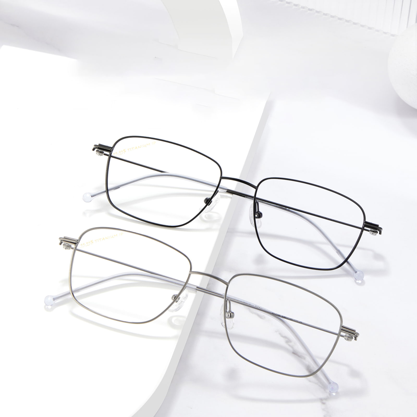 7734 Ultralight Square Frame Pure Titanium Briller