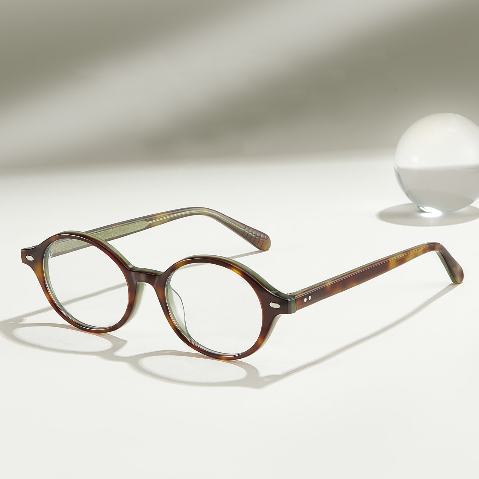 BC8046 Oval Simple Hypoallergen Acetat-briller
